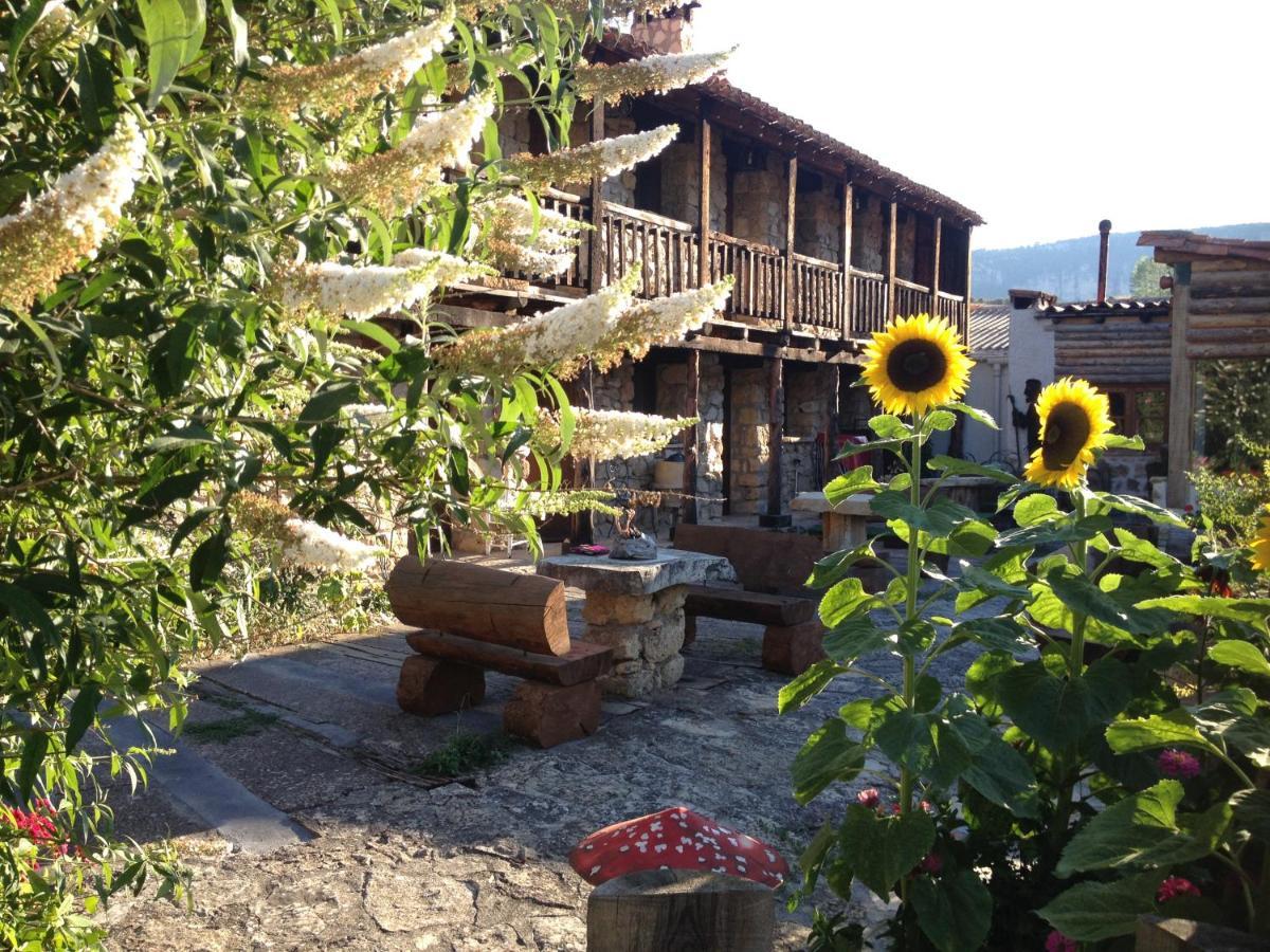 Casas Rurales Chon Alto Tajo Peralejos de las Truchas Bagian luar foto